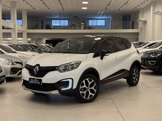RENAULT CAPTUR 1.6 16V SCE FLEX ZEN MANUAL RENAULT CAPTUR 1.6 16V SCE FLEX ZEN MANUAL